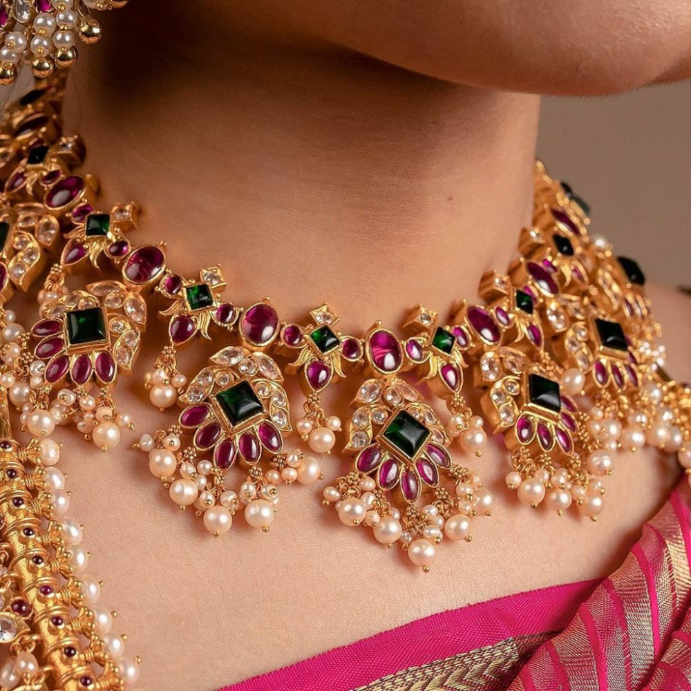 Five Different Styles of Jewellery to Wear with a Banarasi Saree