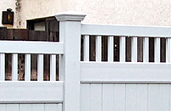 Vinyl privacy fence panels