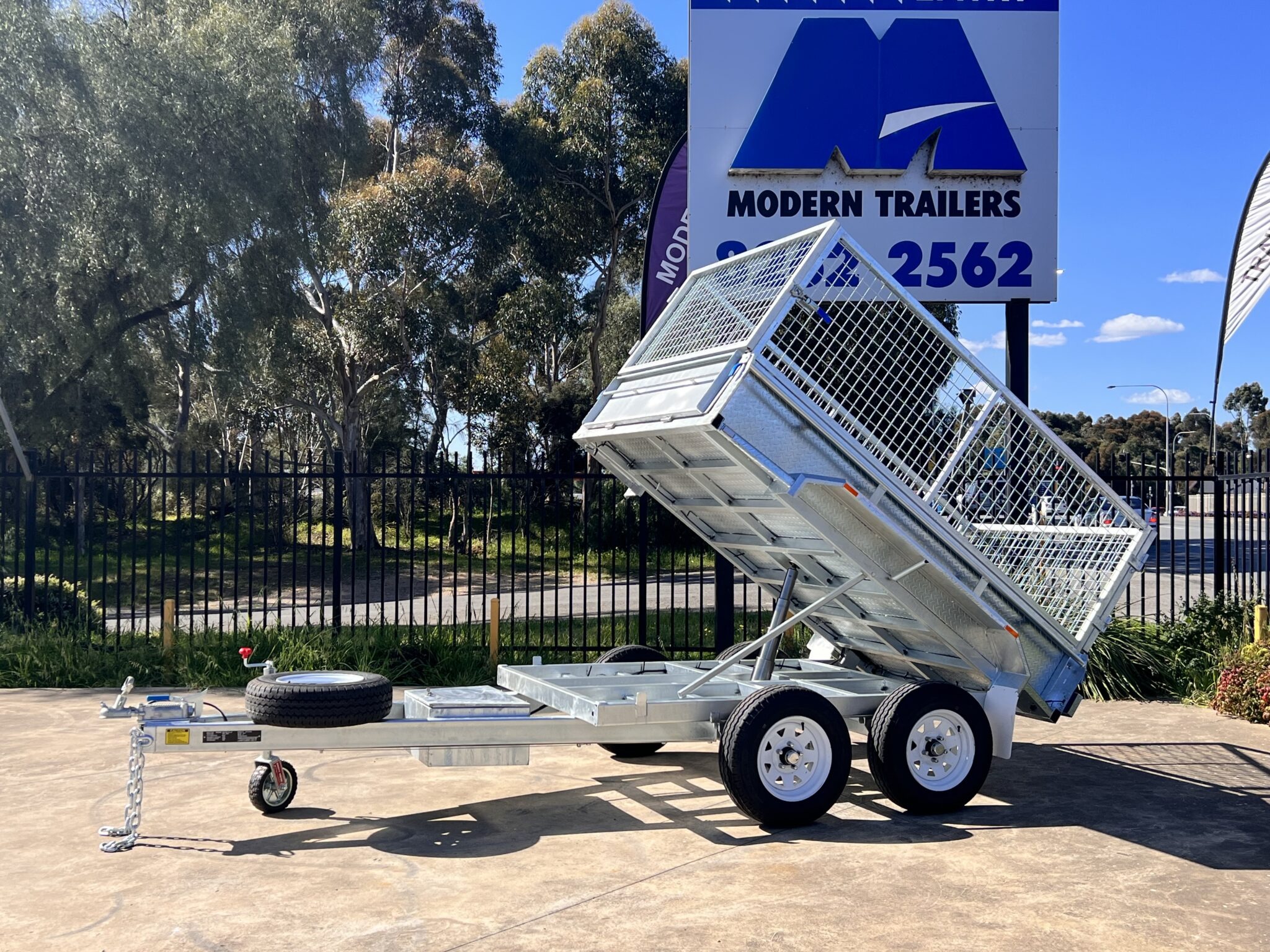 manual tipper trailer